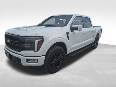 Used 2024 Ford F150 Lariat w/ Equipment Group 502A High image 3