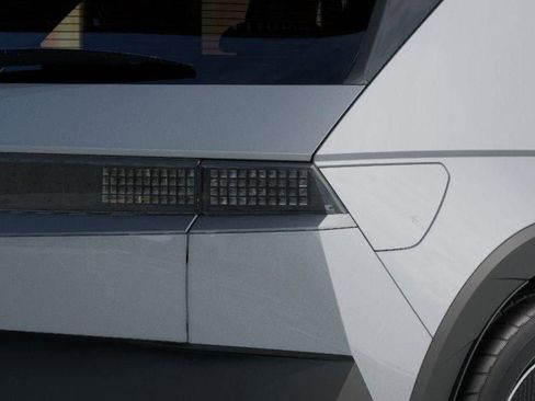 New 2026 Hyundai Ioniq 5 SEL RWD image 10