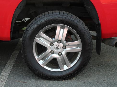 Used 2008 Toyota Tundra Limited AWD/4WD image 36