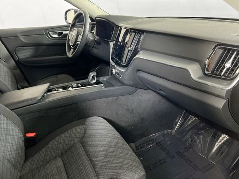 Used 2023 Volvo XC60 B5 Core w/ Protection Package Premier FWD image 27