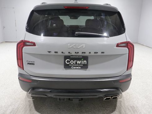 Used 2022 Kia Telluride SX w/ SX Prestige Package AWD/4WD image 3