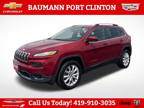 Used 2017 Jeep Cherokee Limited AWD/4WD image 2