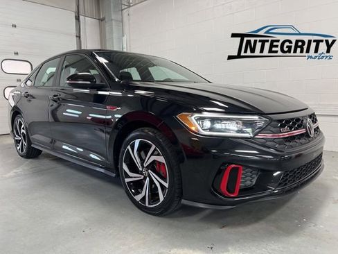 Used 2022 Volkswagen Jetta GLI Autobahn FWD image 1