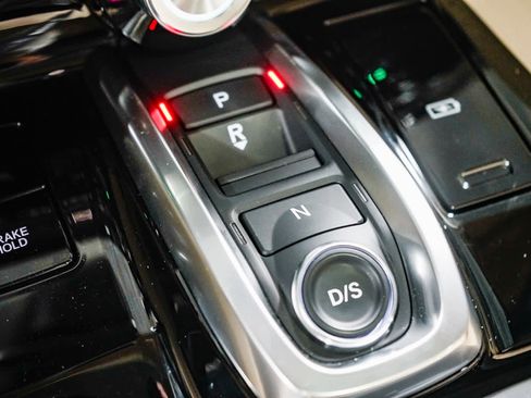 Used 2025 Acura MDX FWD w/ Technology Package image 25