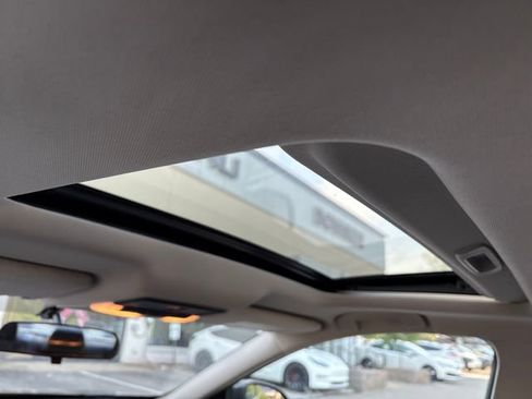 Used 2019 Nissan Altima 2.5 SR w/ SR Premium Package FWD image 12