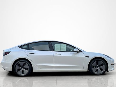 Used 2023 Tesla Model 3 Standard Range image 6