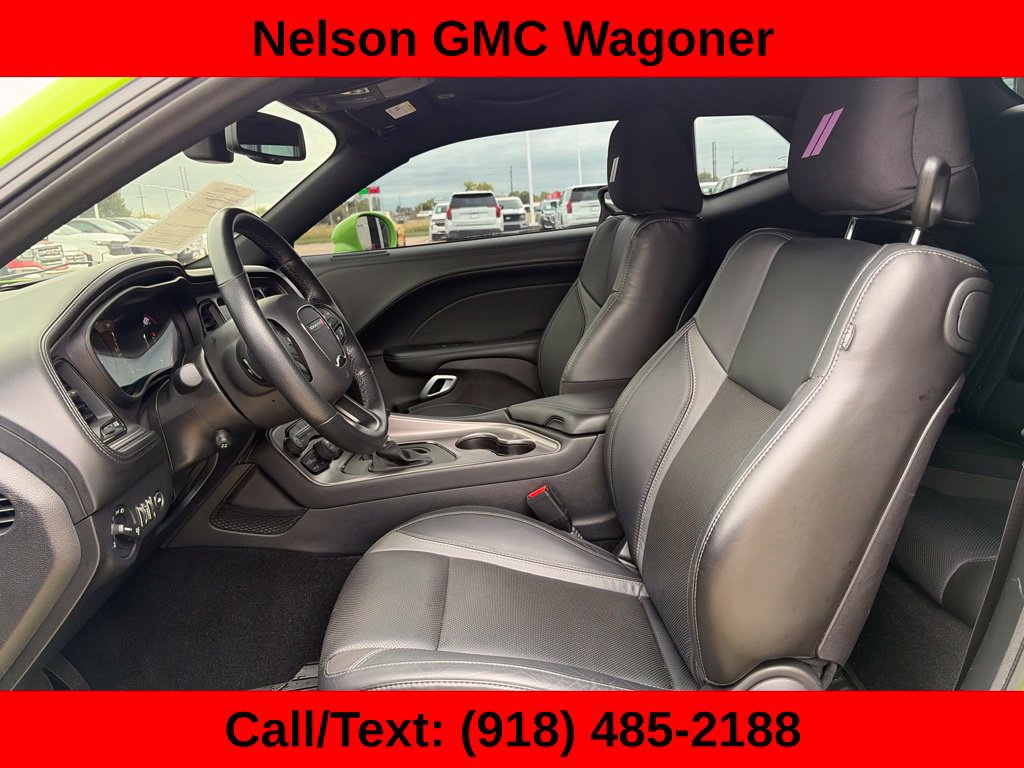 Used 2023 Dodge Challenger SXT w/ Plus Package RWD image 15