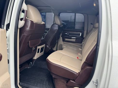 Used 2018 RAM 2500 Longhorn w/ Longhorn Southfork Package image 12