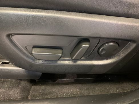 Used 2024 MAZDA CX-90 Plug-In Hybrid w/ Premium Pkg AWD/4WD image 17