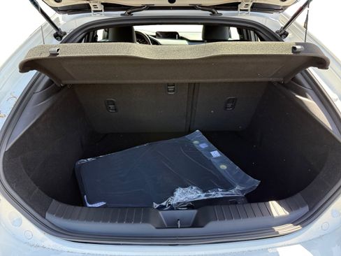 New 2026 MAZDA MAZDA3 2.5 S Hatchback w/ Premium Pkg FWD image 17
