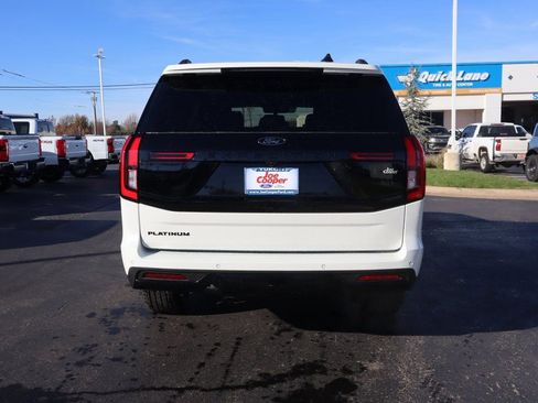 New 2025 Ford Expedition Platinum w/ Stealth Performance Package image 22