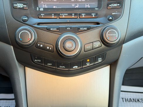 Used 2004 Honda Accord EX image 48