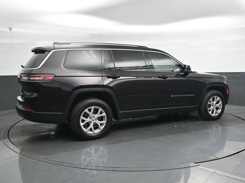 Used 2022 Jeep Grand Cherokee L Limited w/ Luxury Tech Group II AWD/4WD image 3