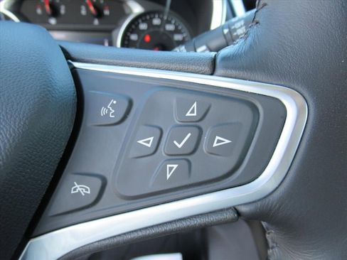 Used 2022 Chevrolet Equinox LT FWD image 21