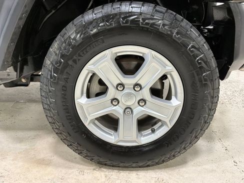 Used 2020 Jeep Wrangler Unlimited Sport S AWD/4WD image 12
