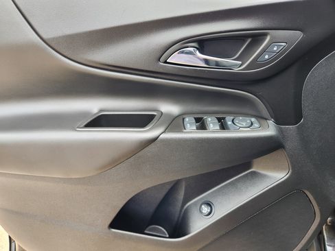 Certified 2024 Chevrolet Equinox LT image 24