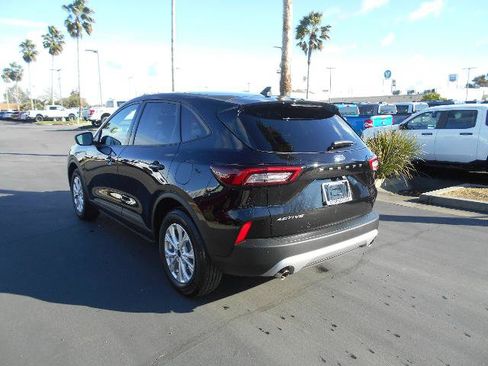 Certified 2025 Ford Escape Active FWD image 5