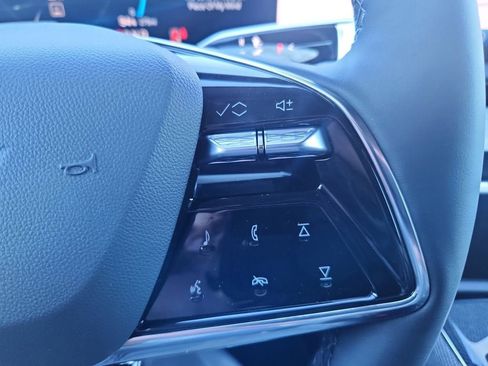 New 2026 Cadillac Optiq Luxury 2 image 16