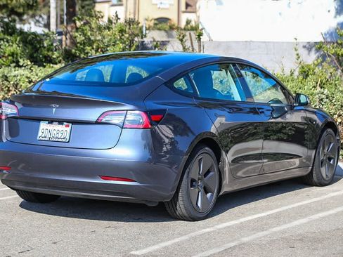 Used 2023 Tesla Model 3 Standard Range RWD image 4