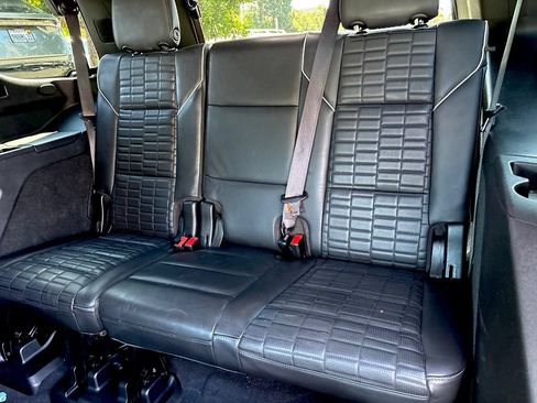 Used 2021 Cadillac Escalade Sport Platinum w/ LPO, ONYX Package AWD/4WD image 26