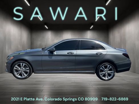 Used 2017 Mercedes-Benz C 300 4MATIC Sedan image 4