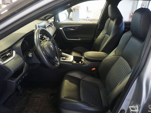 Used 2020 Toyota RAV4 XSE w/ XSE Grade Weather Package image 21