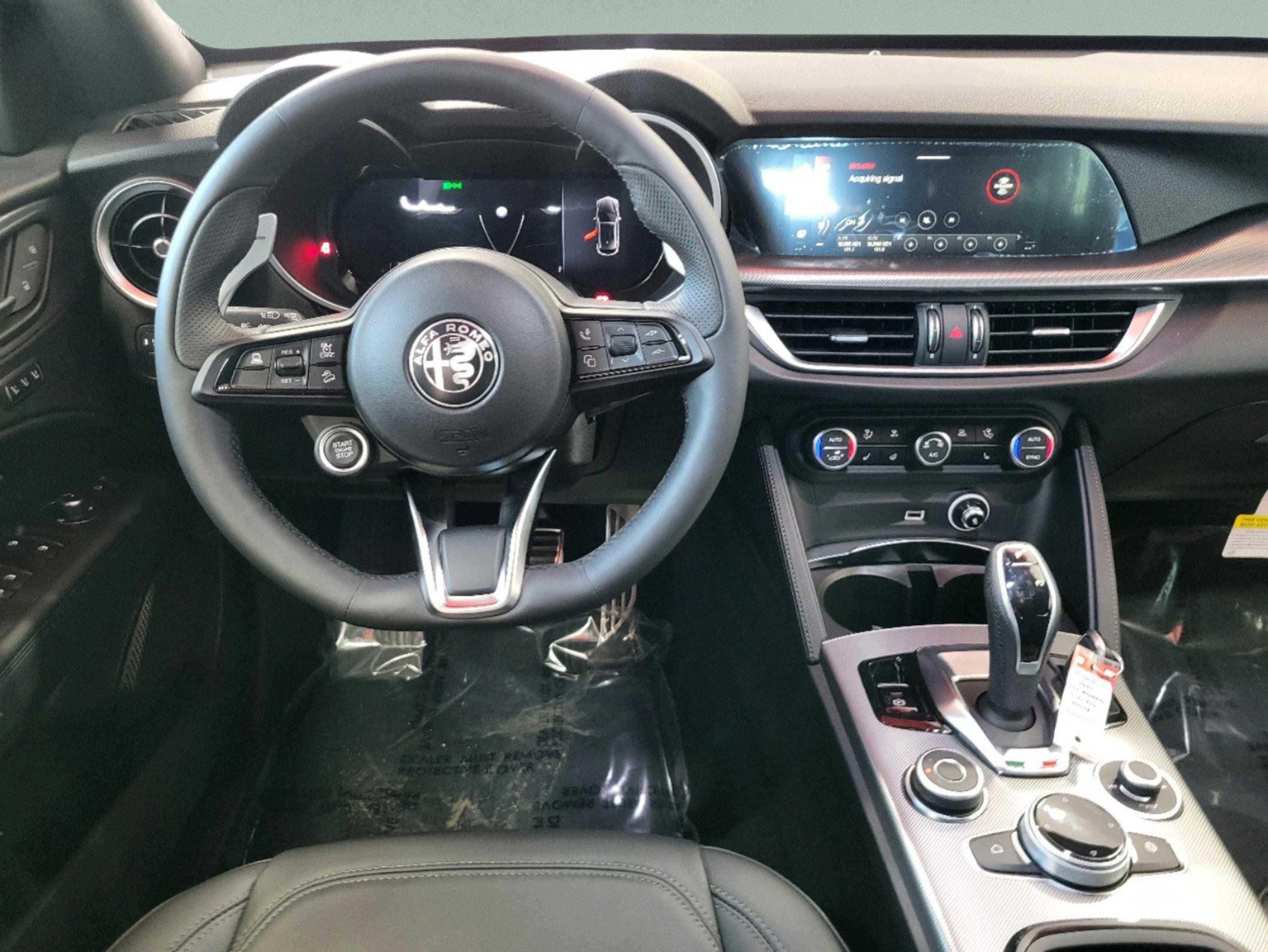 New 2025 Alfa Romeo Stelvio Sprint AWD/4WD image 84