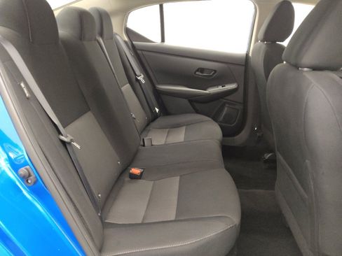 Used 2025 Nissan Sentra SV FWD image 19