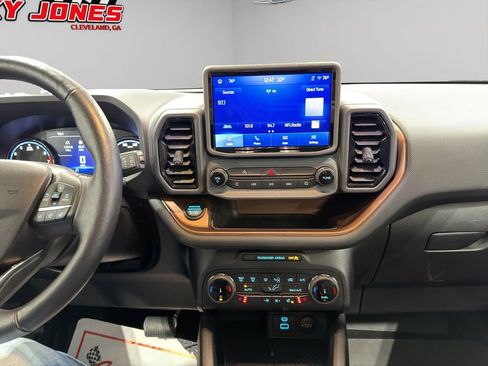Used 2022 Ford Bronco Sport Outer Banks w/ Tech Package image 31