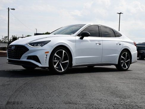 Used 2021 Hyundai Sonata SEL Plus FWD image 3