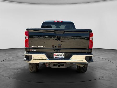 Used 2024 Chevrolet Silverado 2500 W/T w/ WT Convenience Package AWD/4WD image 8