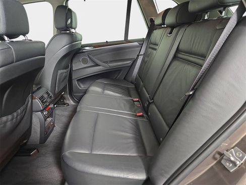 Used 2012 BMW X5 xDrive35i image 17