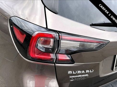 Used 2022 Subaru Outback Limited w/ Popular Package #2 image 22