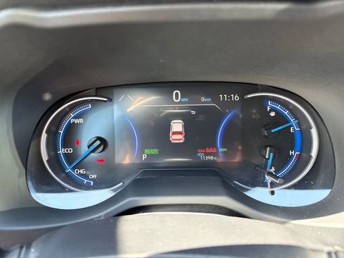 Used 2024 Toyota RAV4 XLE AWD/4WD image 21