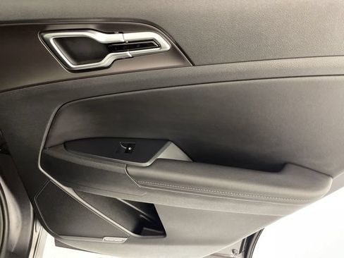 New 2026 Kia Sportage SX FWD image 41