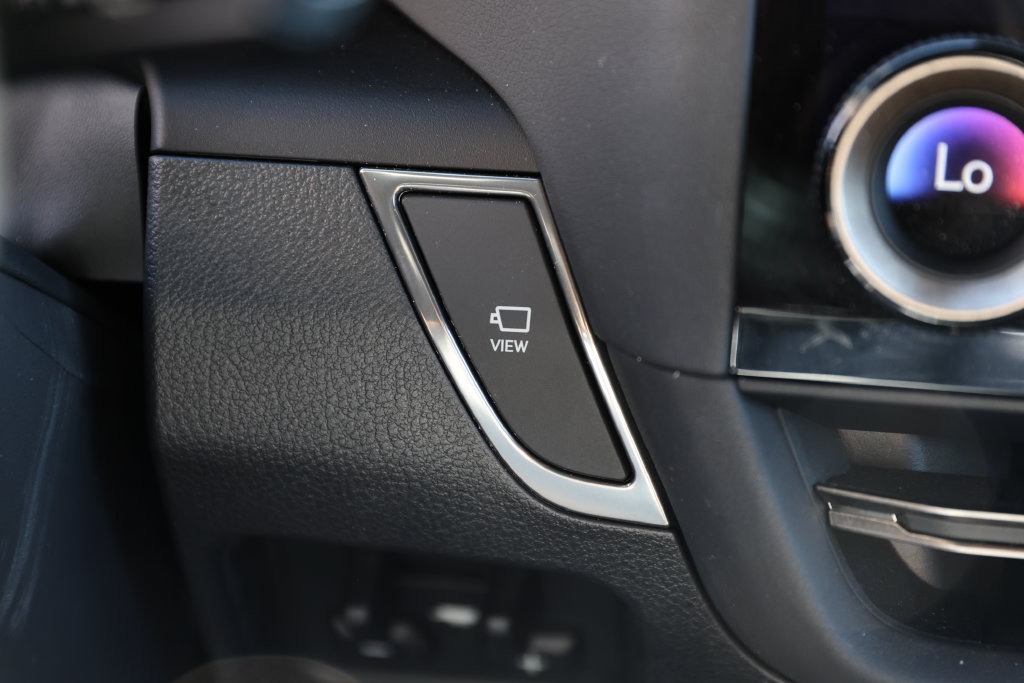 Used 2024 Lexus GX 550 w/ Accessory Package (Z1) AWD/4WD image 26