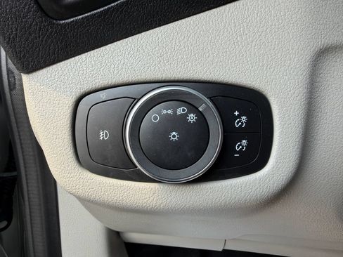 Used 2022 Ford Transit Connect XLT FWD image 38