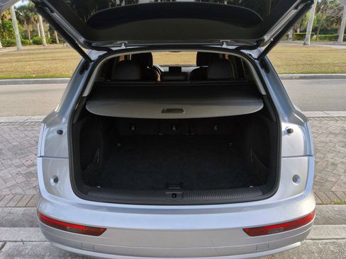 Used 2018 Audi Q5 2.0T Premium w/ Convenience Package AWD/4WD image 49