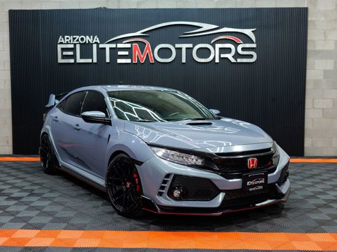 Used 2019 Honda Civic Type R image 2