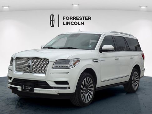 Used 2021 Lincoln Navigator Reserve image 7