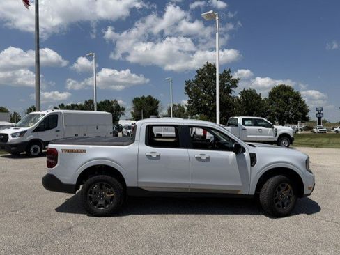 Used 2025 Ford Maverick Tremor AWD/4WD image 9