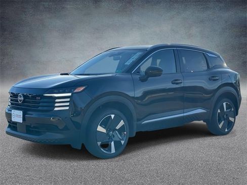 New 2026 Nissan Kicks SR image 5