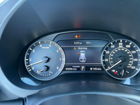 Used 2019 INFINITI QX50 Luxe w/ Cargo Package image 32