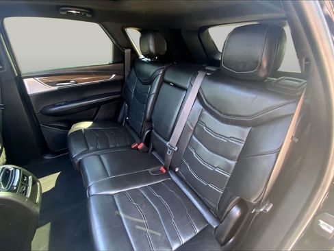 Used 2020 Cadillac XT5 Premium Luxury w/ Platinum Package AWD/4WD image 21