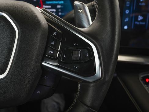 Used 2024 Chevrolet Corvette Stingray Preferred Cpe w/ Z51 Performance Package image 19