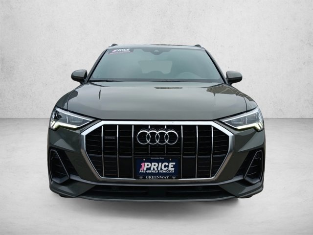 Used 2024 Audi Q3 2.0T Premium Plus w/ Premium Plus Package AWD/4WD image 2