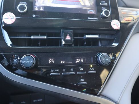 Used 2024 Toyota Camry SE FWD image 24