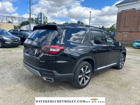 Used 2025 Honda Pilot Elite image 6