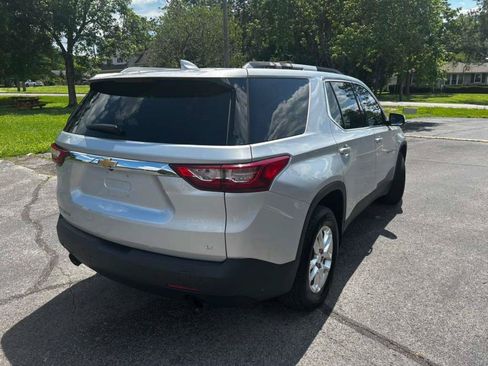 Used 2018 Chevrolet Traverse LT FWD image 6