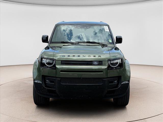 New 2026 Land Rover Defender 110 X-Dynamic SE AWD/4WD image 8